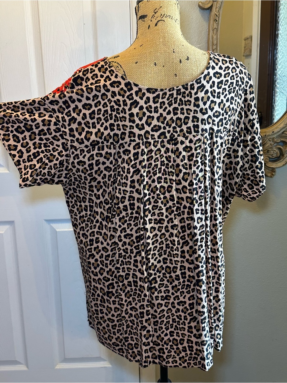 Leopard Print Embroidered Blouse - Picture 2 of 4